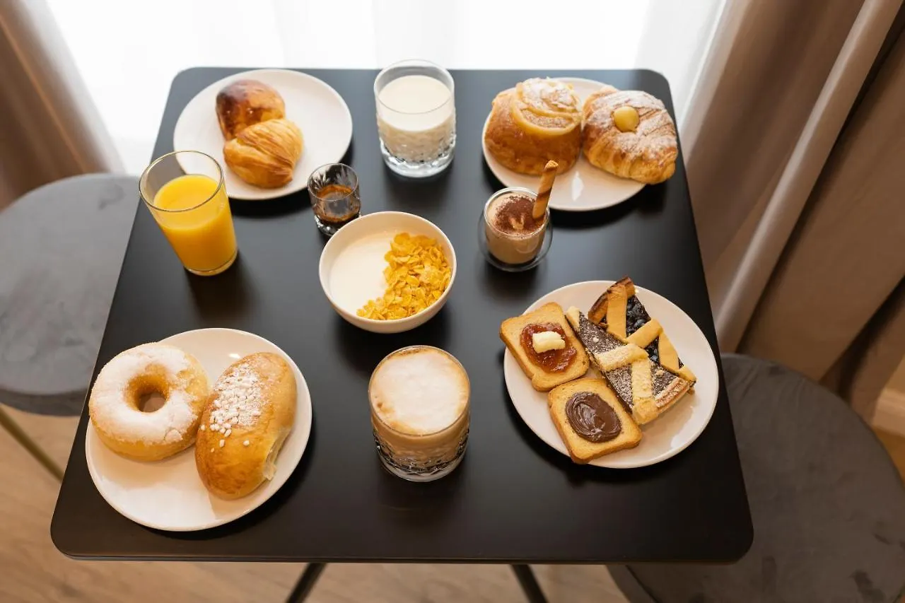 ** Guest house Dimora Duomo Hotel Naples Italy